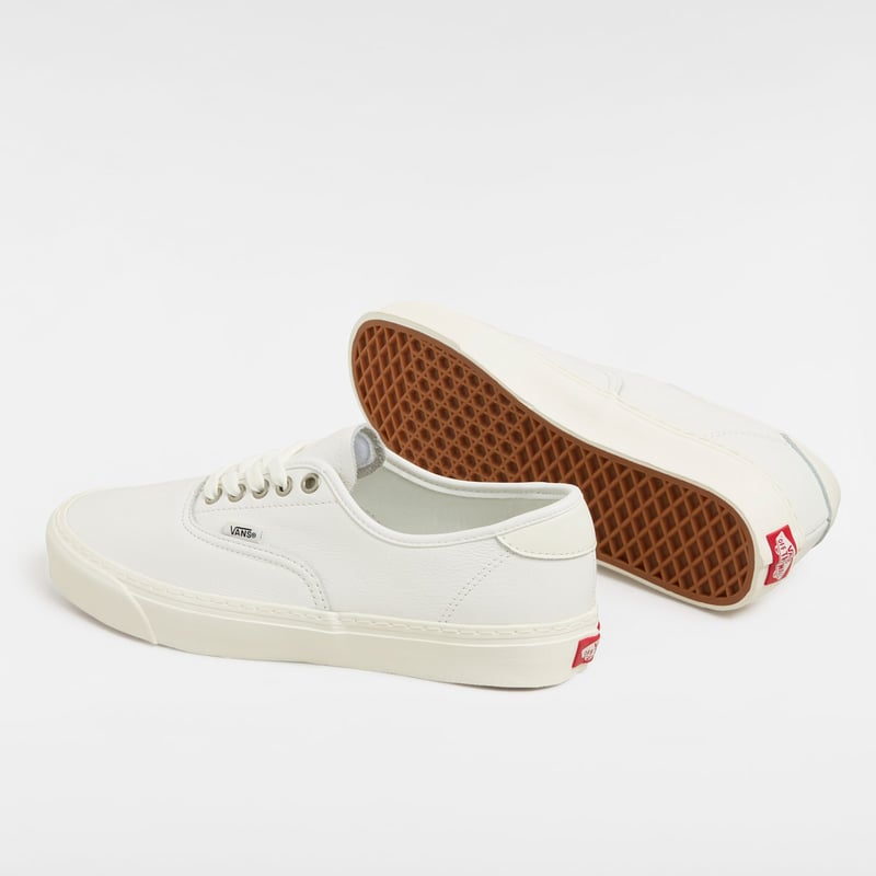 Vans Authentic Lux Leather VN000CZKOUN 03