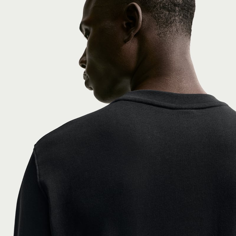 Nike Club French Terry Crew FN3888-010 02