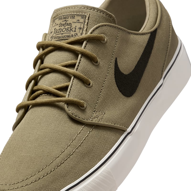 Nike SB Zoom Janoski OG+ Canvas HQ1655-201 07