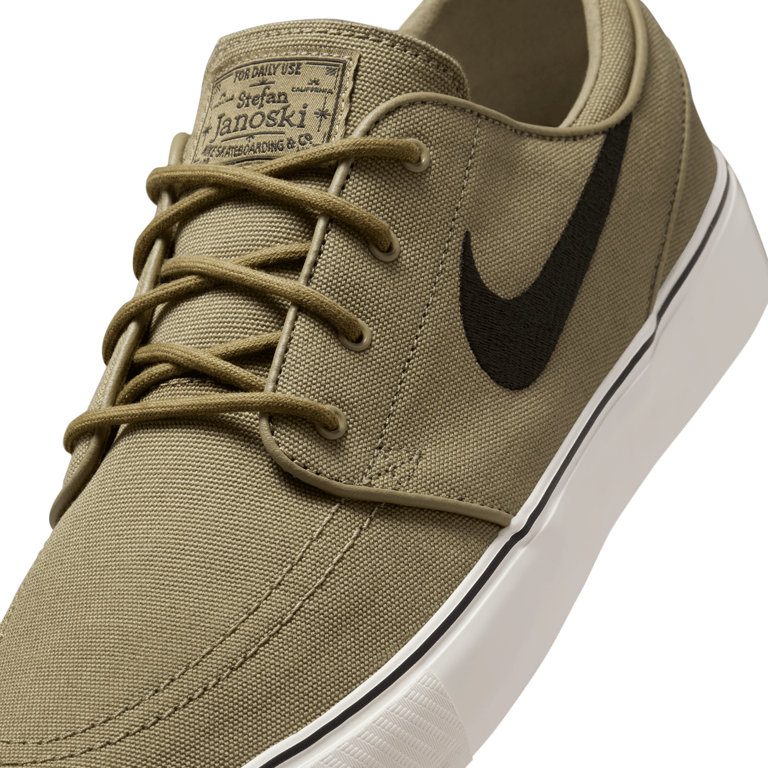 Nike SB Zoom Janoski OG+ Canvas HQ1655-201 07