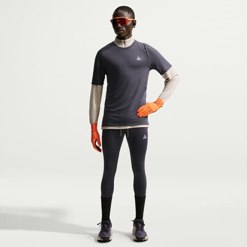 Nike ACG "Solar Chase" Dri-FIT ADV Shirt "Gridiron" | Men | Outdoor | 04 | SPORTSHOWROOM