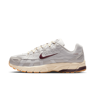 Nike P-6000 sneakers "College Grey & Burgundy Crush" | Herre | Sportstyle | 00 | SPORTSHOWROOM