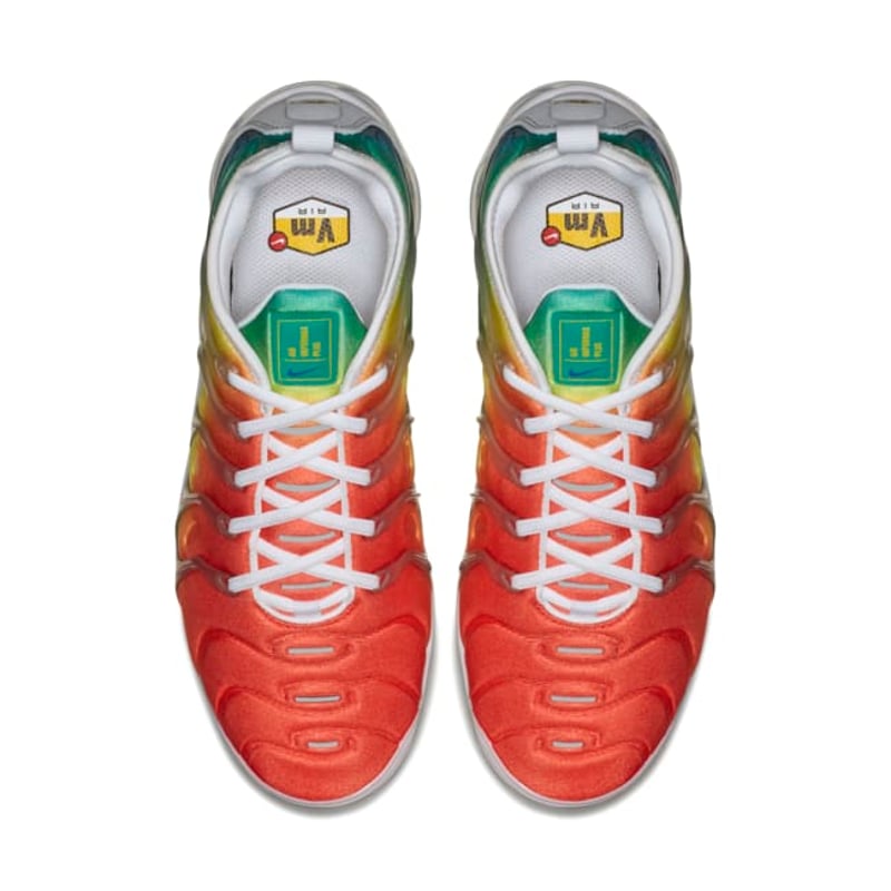 Nike Air VaporMax Plus 924453-103 04