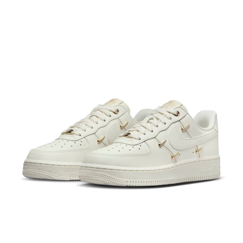 Nike Air Force 1 '07 LX FV3654-111 06