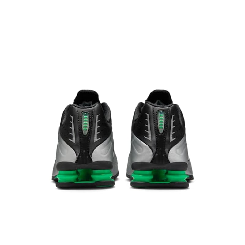 Nike Shox R4 HQ1988-006 06