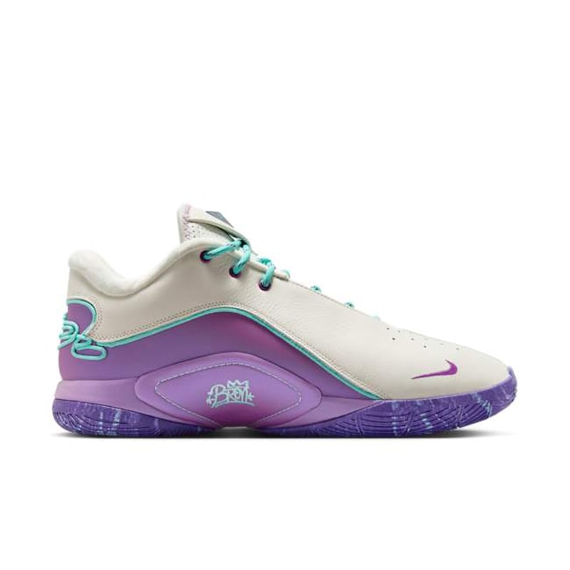 Nike LeBron 22 HV8454-001 03
