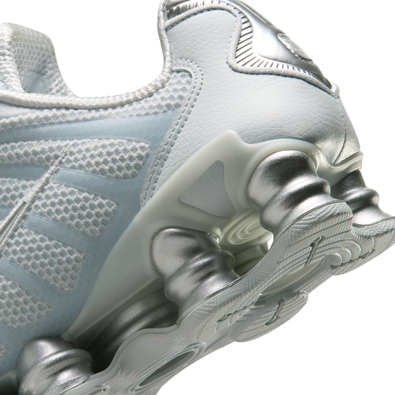 Nike Shox TL IH2559-002 08
