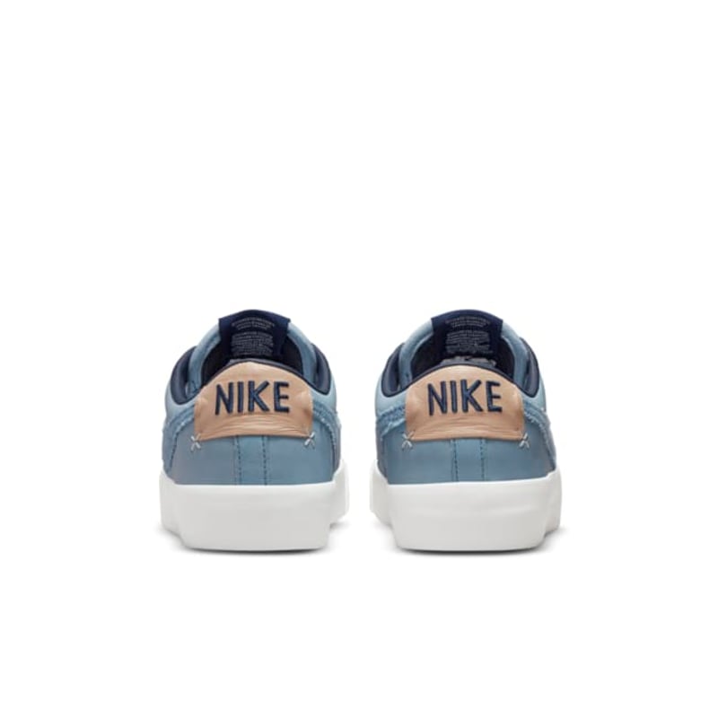 Nike SB Zoom Blazer Low GT DM8890-100 06