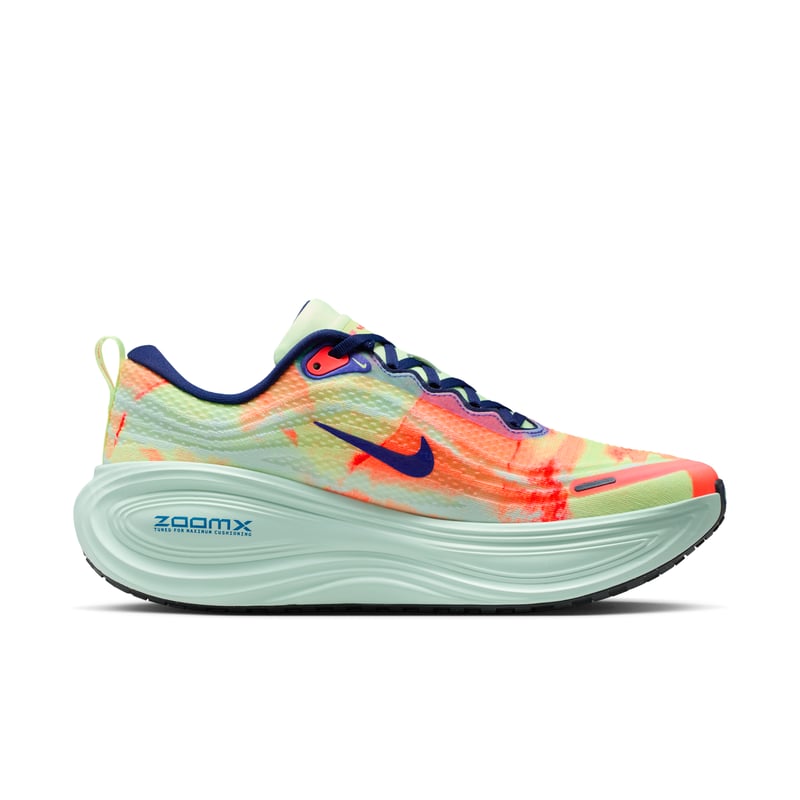 Nike Vomero Plus IQ0605-701 03