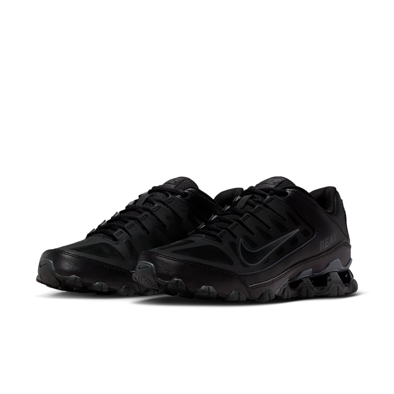 Nike Reax 8 TR IO2400-008 05