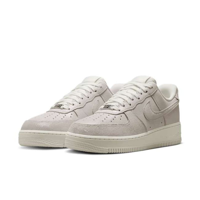 Nike Air Force 1 '07 SE HQ3499-100 05