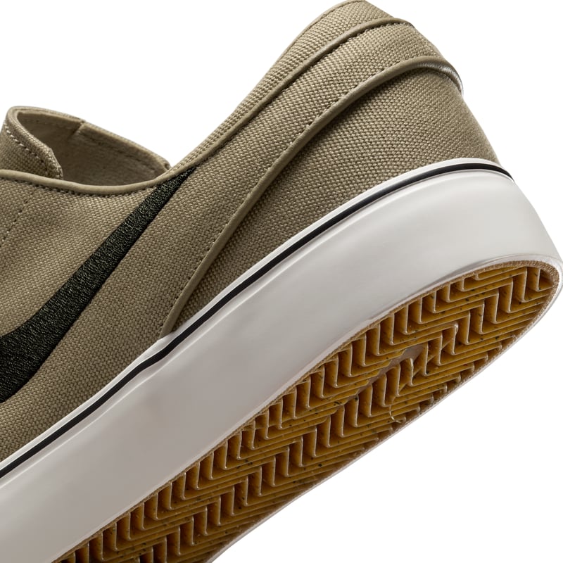Nike SB Zoom Janoski OG+ Canvas HQ1655-201 08