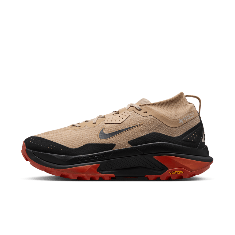 Nike ACG Zegama GORE-TEX trail runners "Linen & Light Crimson" | Men | Outdoor | 01 | SPORTSHOWROOM