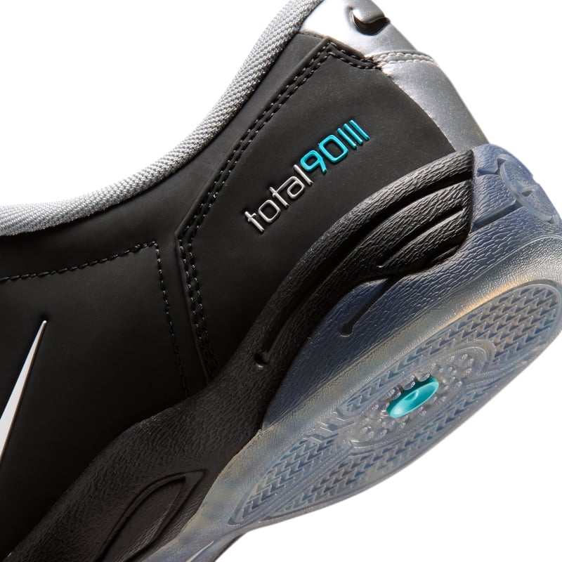 Nike Total 90 IQ7631-001 08