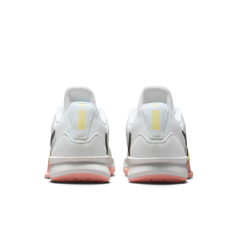 Nike Sabrina 3 HF2881-100 06
