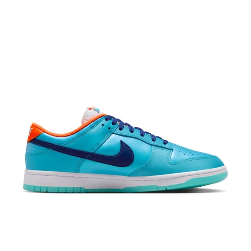 Nike Dunk Low SE HQ1538-416 03
