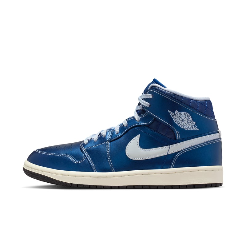 Jordan 1 Mid SE IM5128-001 01