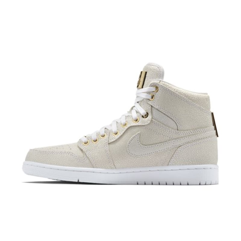Jordan 1 Retro High OG 705075-130 03