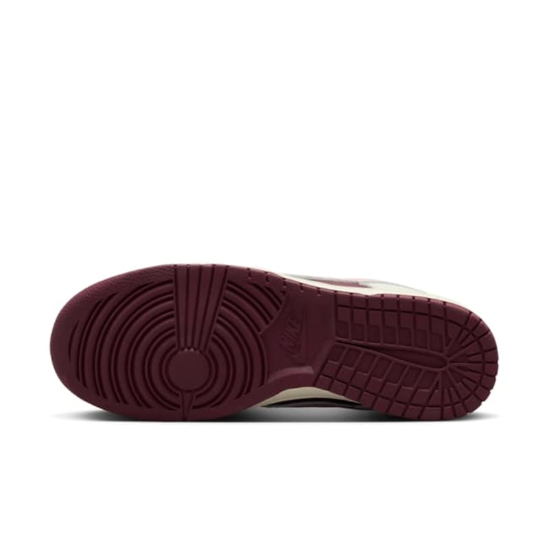 Nike Dunk Low DR9705-100 02