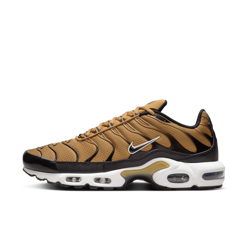 Nike Air Max Plus DM0032-700 01