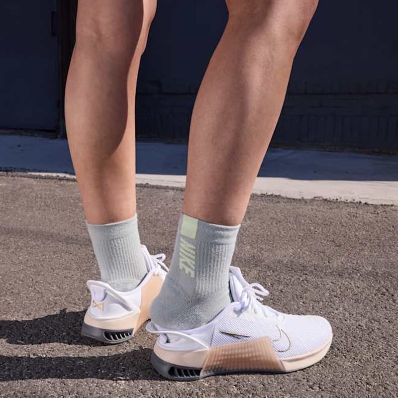 Nike Metcon 9 EasyOn DZ2540-104 02