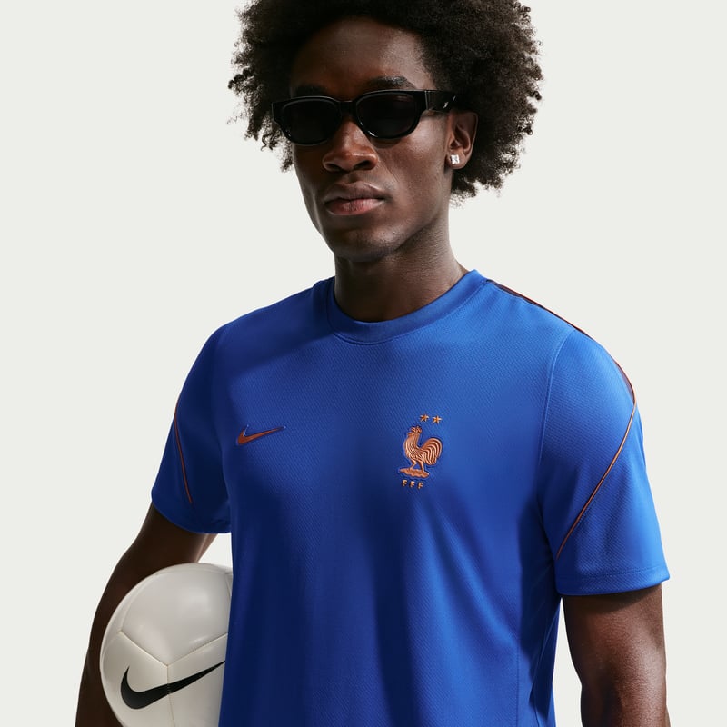 Nike FFF Strike Dri-FIT IB6413-480 03