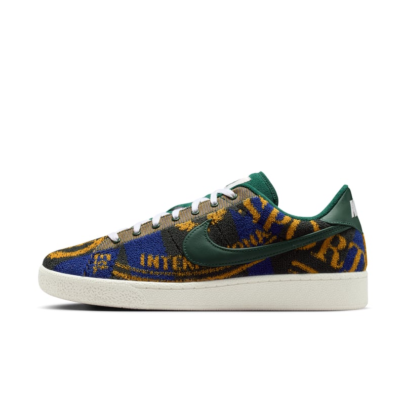 Nike Tennis Classic Premium Terry IR1114-300 01