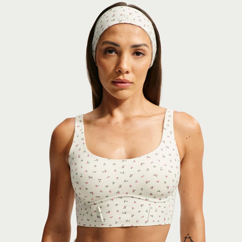 NikeSKIMS Matte Corset IV4903-108 01