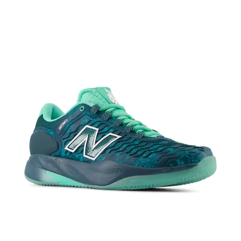 Buty do tenisa New Balance Fresh Foam X CT-Rally v2 Clay "Medusa Green & Deep End" | Mezczyzni | Tenis | 02 | SPORTSHOWROOM