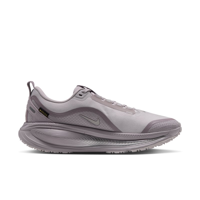 Nike Vomero 18 GORE-TEX hardloopschoenen "Vast Grey & Silver Lilac" | Dames | Hardlopen | 03 | SPORTSHOWROOM