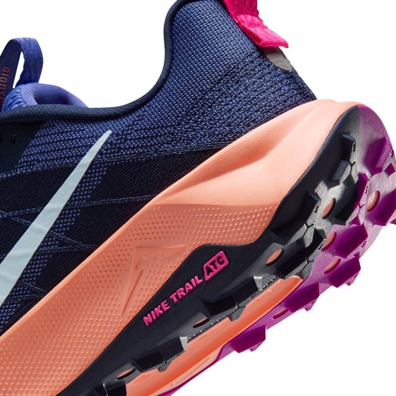 Nike Wildhorse 10 trail runners "Midnight Navy & Orange Pulse" | Women | Outdoor | 08 | SPORTSHOWROOM