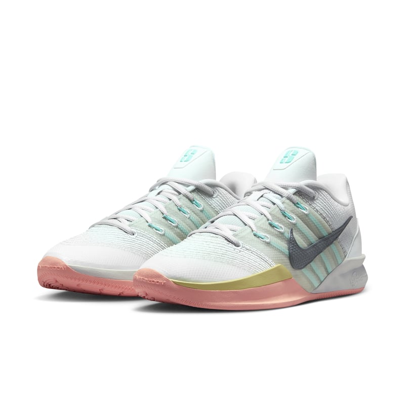 Nike Sabrina 3 HF2881-100 05
