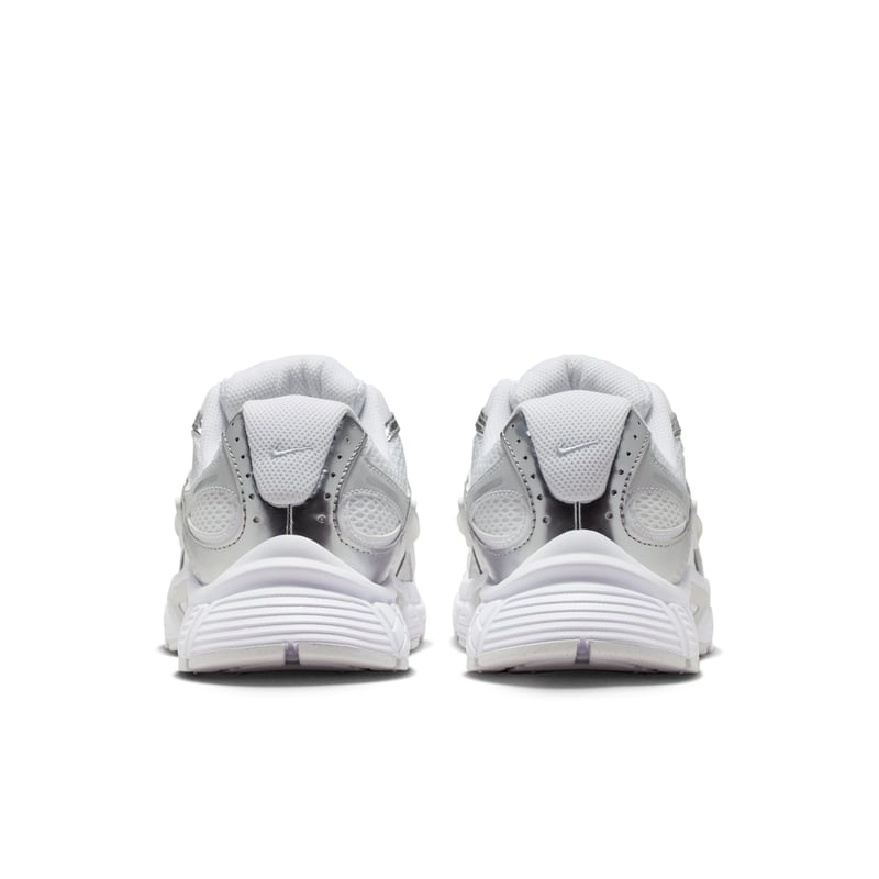 Sneakersy Nike V5 RNR "White & Metallic Platinum" | Kobiety | Sportstyle | 06 | SPORTSHOWROOM