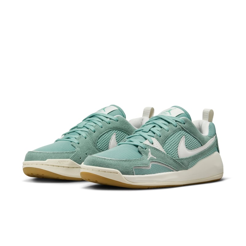 Jordan CMFT Era HJ6778-002 05