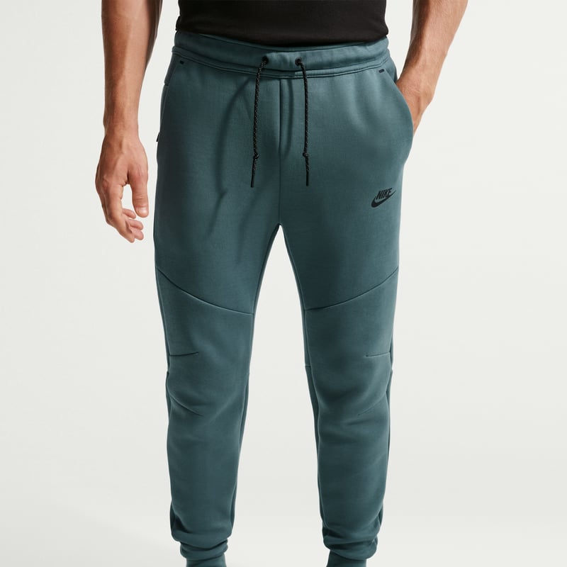 Nike Tech Fleece HV0959-382 02
