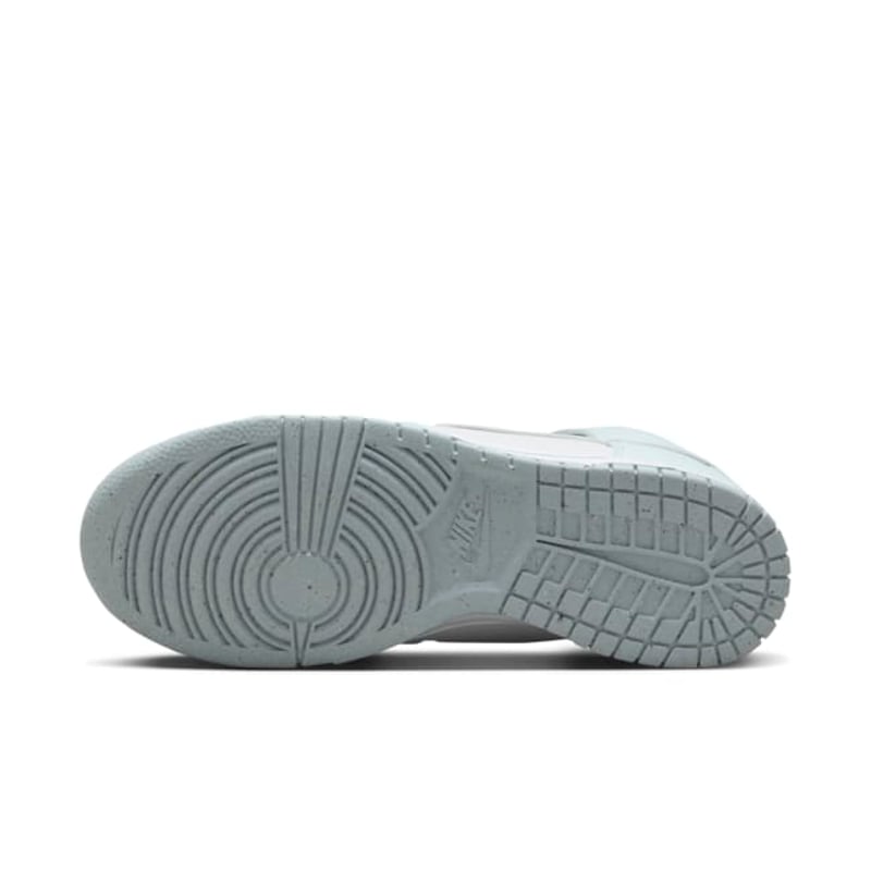 Nike Dunk High Next Nature FV5960-100 02