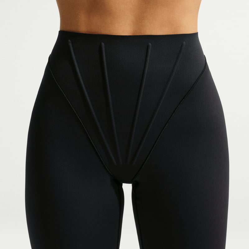 NikeSKIMS Matte Corset IU2207-054 02