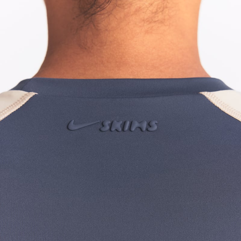 NikeSKIMS Matte Shine Mix IR5056-408 03