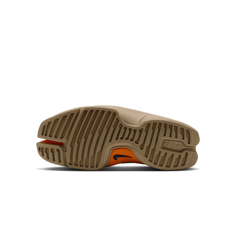 Nike Air Rift 2 sneakers "Vivid Orange & Yukon Tan" | Kvinnor | Sportstyle | 02 | SPORTSHOWROOM