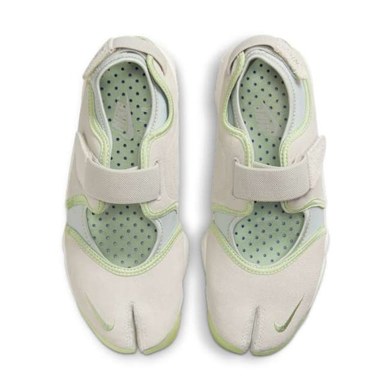 Nike Air Rift DX2677-001 04