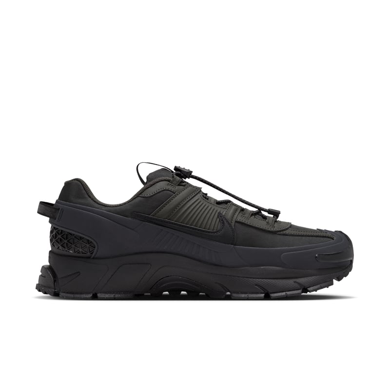 Nike Zoom Vomero Roam sneakerit "Sequoia & Black" | Miehet | Sportstyle | 03 | SPORTSHOWROOM