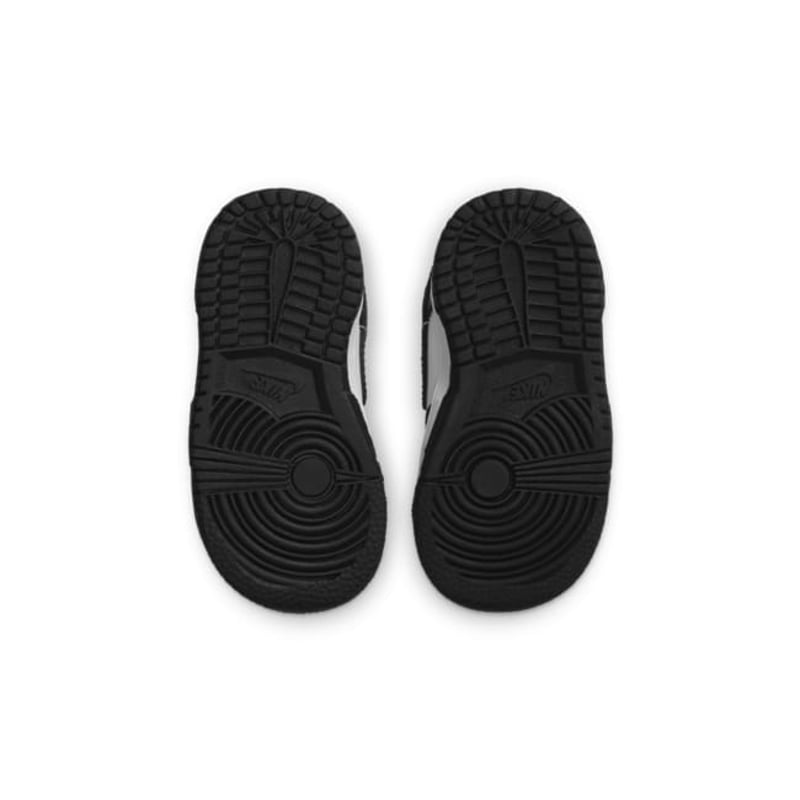 Nike Dunk Low CW1589-100 02
