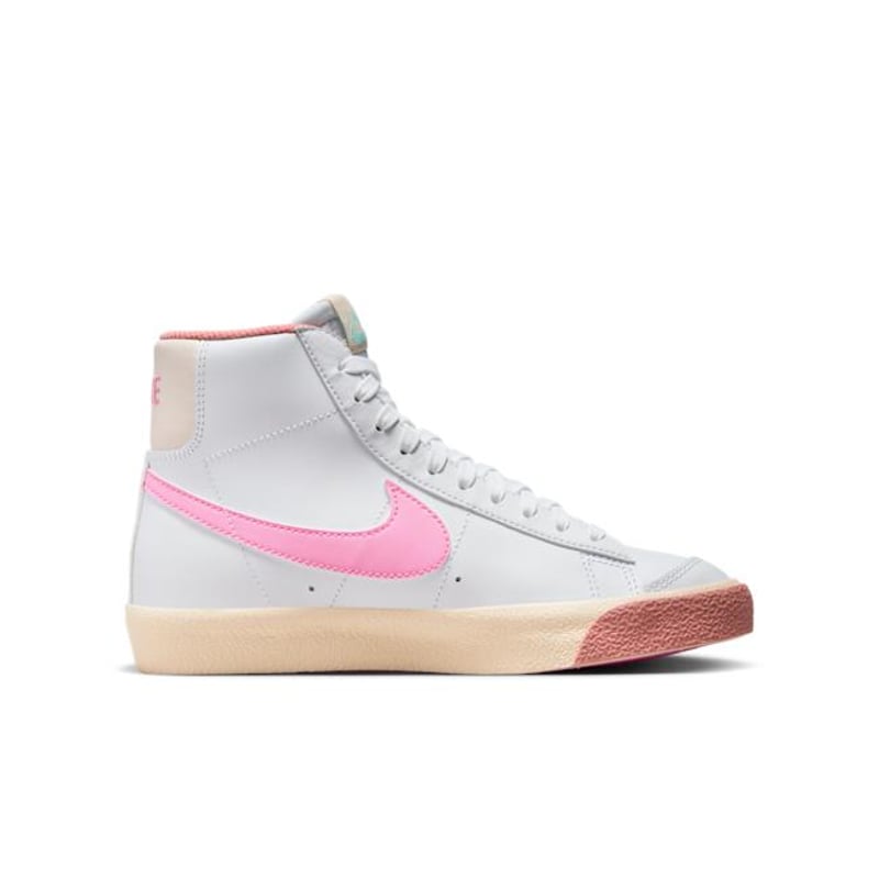 Nike Blazer Mid '77 DZ2900-100 03