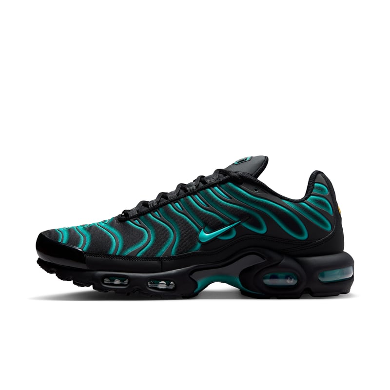 Superge Nike Air Max Plus "Black & Dusty Cactus" | Moški | Sportstyle | 01 | SPORTSHOWROOM
