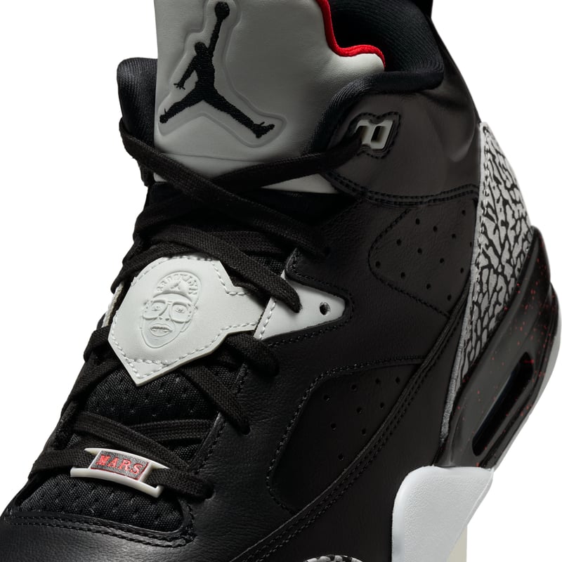 Jordan Son of Mars Low 580603-002 07