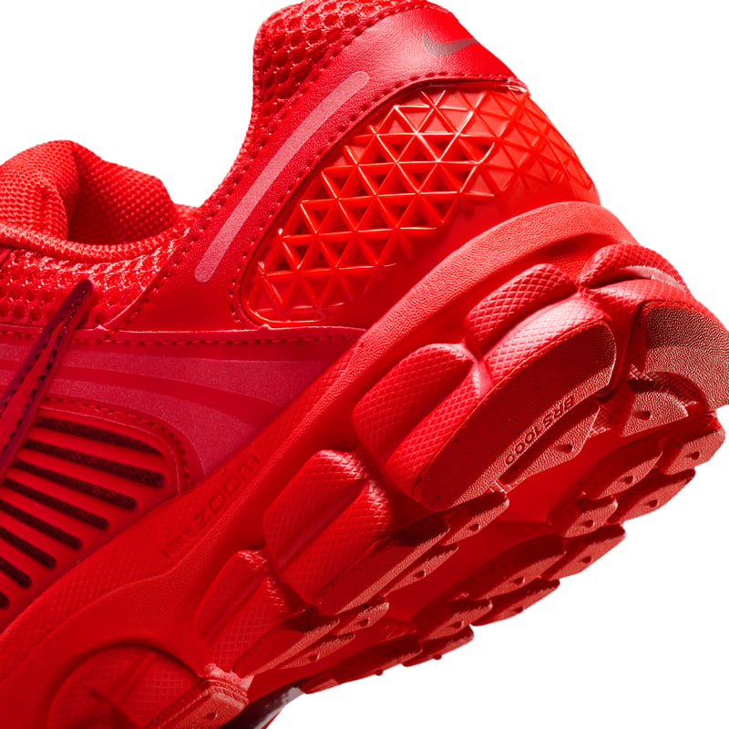 Nike Zoom Vomero 5 trainers "Light Crimson" | Women | SportStyle | 07 | SPORTSHOWROOM