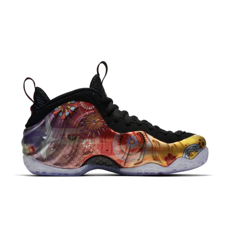 Nike Air Foamposite One AQ0566-001 03