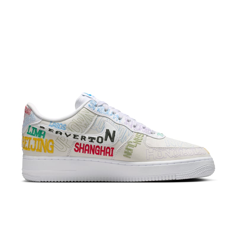 Zapatillas Nike Air Force 1 '07 LV8 ‘World Tour’ "White" | Hombre | Estilo deportivo | 02 | SPORTSHOWROOM