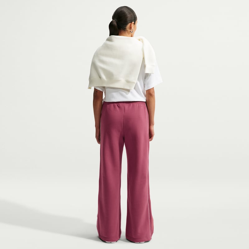 Nike Studio Fleece Medium Weight Mid-Rise Wide Bukse "Graphic Pack" | Dame | | 04 | SPORTSHOWROOM