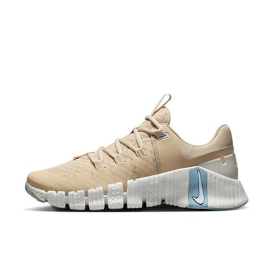 Nike Free Metcon 5 DV3950-105 01